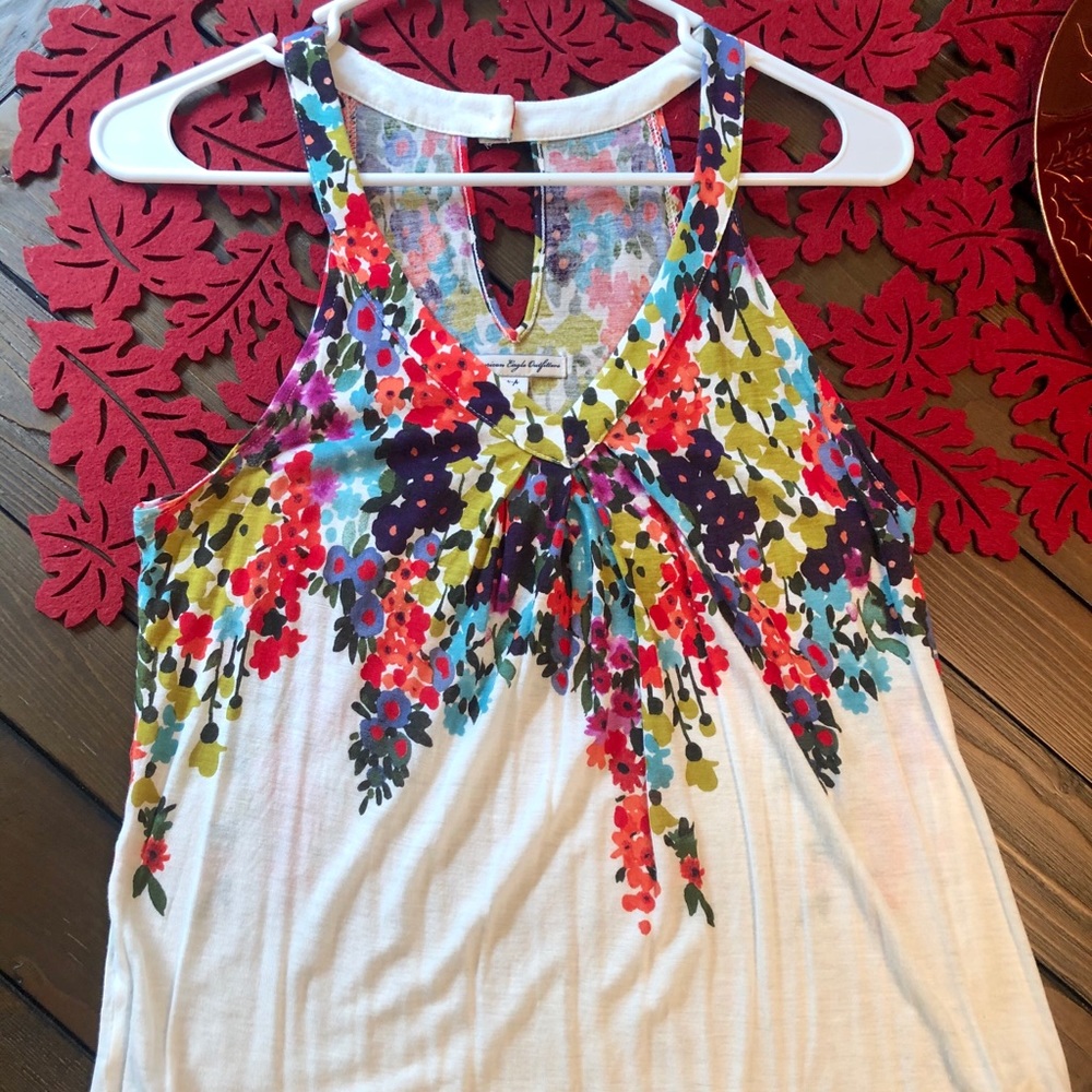 Floral American Eagle tank top - size small